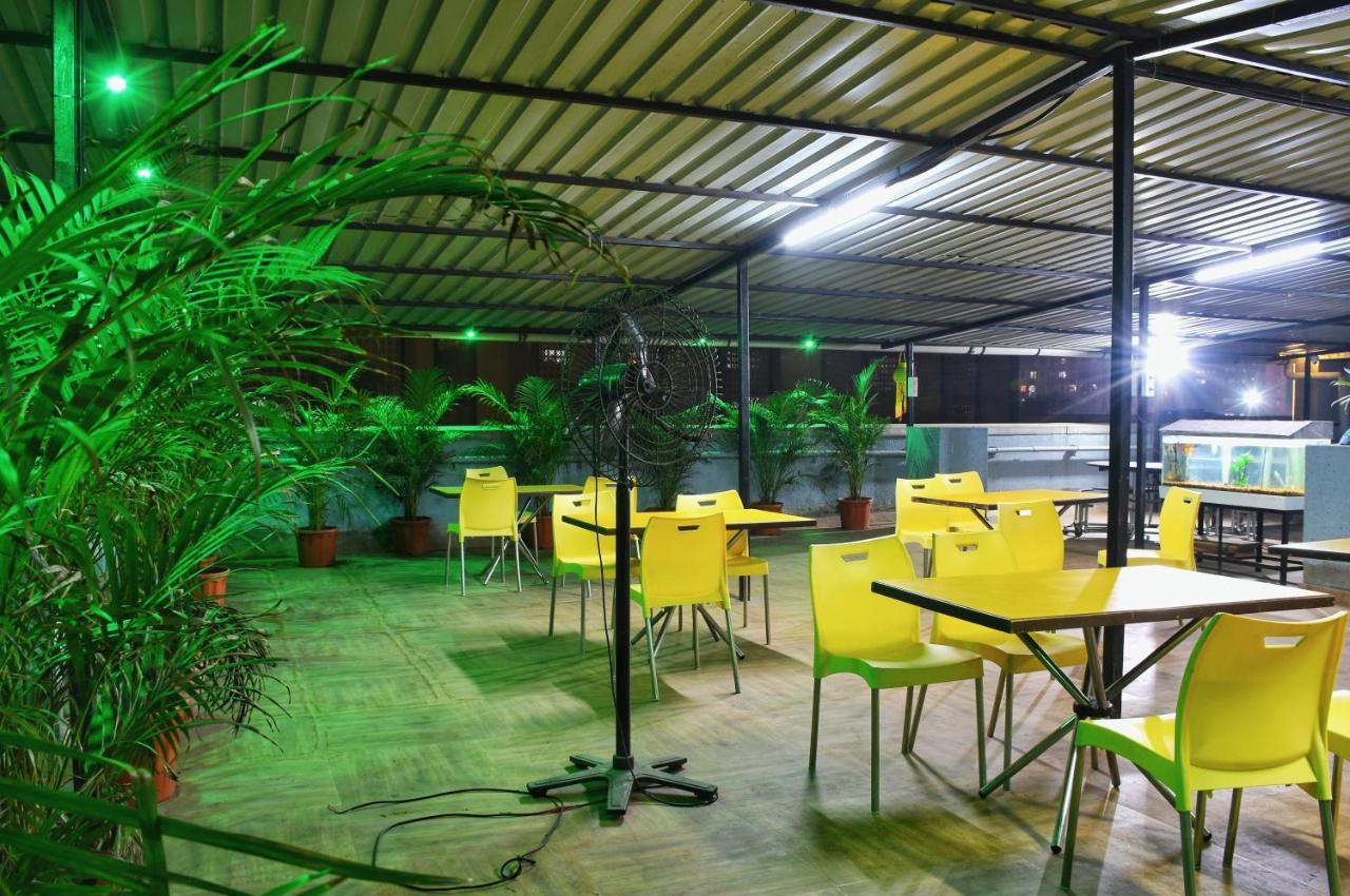 Megh Residency Navi Mumbai Hotel Екстериор снимка