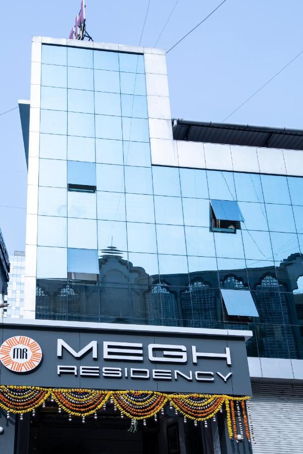 Megh Residency Navi Mumbai Hotel Екстериор снимка