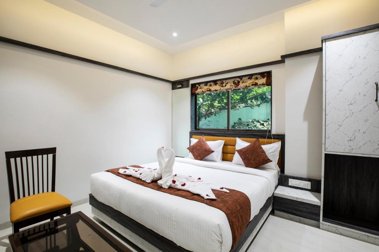 Megh Residency Navi Mumbai Hotel Екстериор снимка